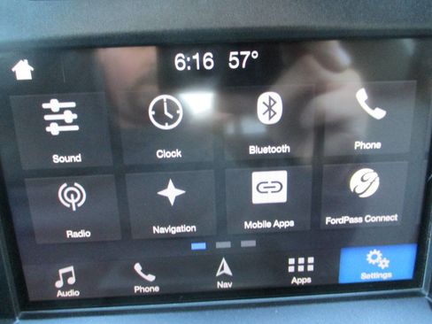 Used 2019 Ford F150 XLT w/ Equipment Group 302A Luxury AWD/4WD image 39
