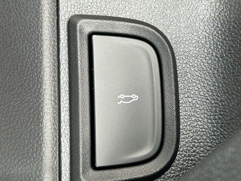 New 2026 Chevrolet Equinox RS w/ Convenience Package III AWD/4WD image 30