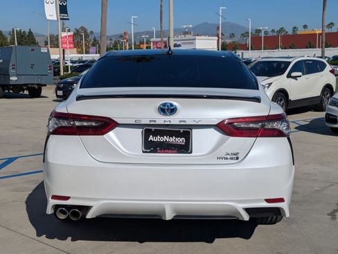 Used 2022 Toyota Camry XSE image 7