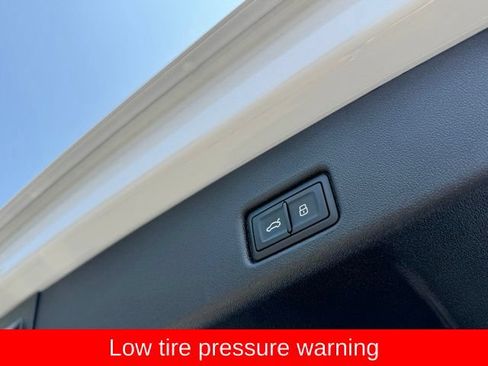 Certified 2025 Audi Q5 Premium w/ Convenience Package AWD/4WD image 35
