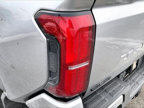 Used 2025 Toyota Tacoma SR5 image 25