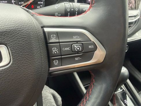 Used 2022 Jeep Compass Trailhawk w/ Trailhawk Convenience Group image 15