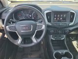 Used 2022 GMC Terrain SLE w/ Driver Convenience Package image 4