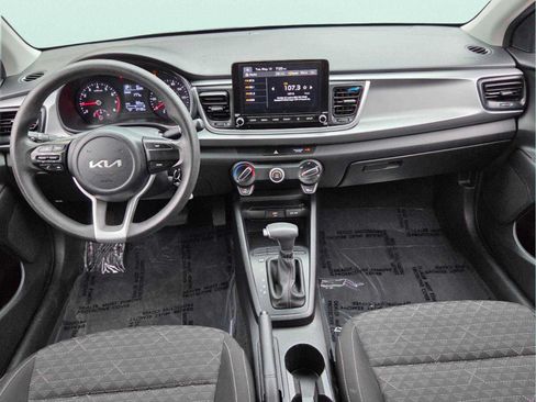 Used 2023 Kia Rio LX FWD image 2