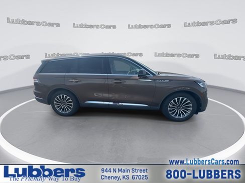 Used 2022 Lincoln Aviator Reserve RWD image 9