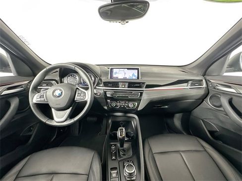 Used 2022 BMW X1 xDrive28i w/ Premium Package image 3