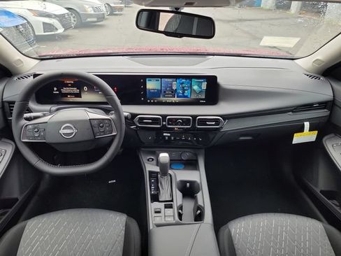 New 2027 Nissan Sentra SV w/ SV Convenience Package FWD image 8