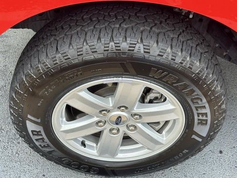 Used 2023 Ford F150 XLT image 14