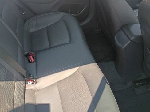 Used 2019 Hyundai Ioniq Limited FWD image 11