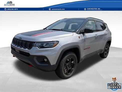 Used 2024 Jeep Compass Trailhawk AWD/4WD image 1
