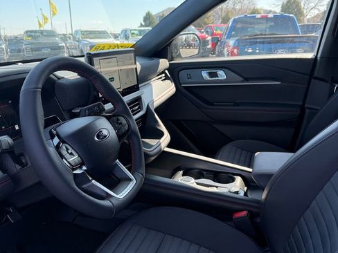 New 2026 Ford Explorer ST-Line w/ ST-Line Street Pack image 12