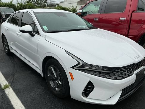 Used 2023 Kia K5 LXS FWD image 3