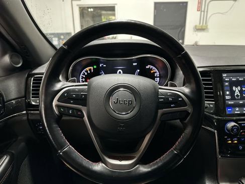 Used 2021 Jeep Grand Cherokee Trailhawk AWD/4WD image 15