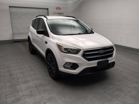 Used 2017 Ford Escape SE w/ Equipment Group 201A AWD/4WD image 13