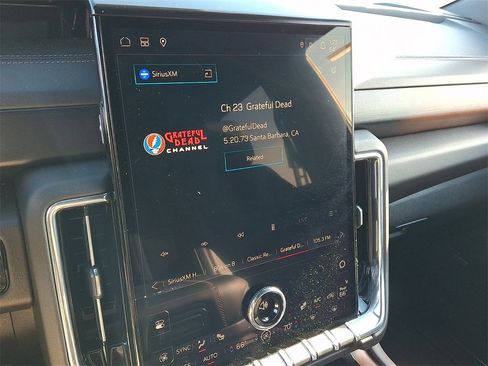 Certified 2025 GMC Yukon Denali image 18