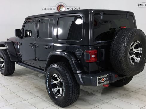 Used 2021 Jeep Wrangler Unlimited Rubicon AWD/4WD image 4