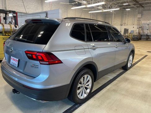 Used 2019 Volkswagen Tiguan S w/ 3rd Row Seat Package AWD/4WD image 3