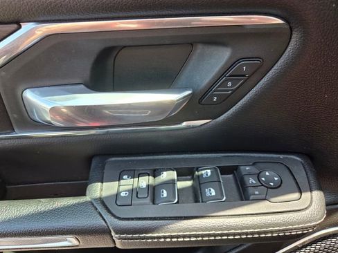 Used 2025 RAM 1500 Laramie w/ Sport Appearance Package AWD/4WD image 18