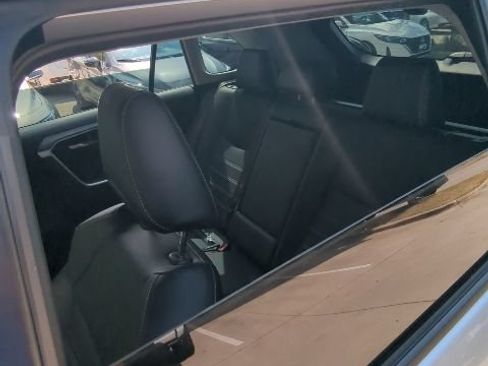 Used 2021 Toyota RAV4 XLE Premium AWD/4WD image 6
