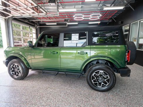 Used 2023 Ford Bronco Outer Banks AWD/4WD image 32