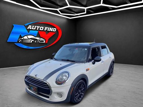 Used 2016 MINI Cooper 4-Door Hardtop FWD image 1