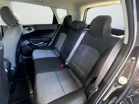 Used 2021 Kia Soul EX FWD image 18