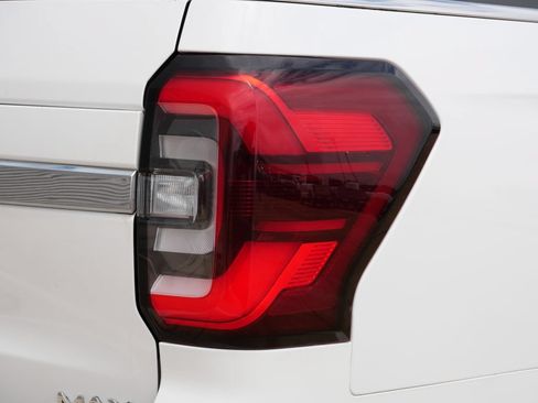 Certified 2024 Ford Expedition Max Limited AWD/4WD image 9
