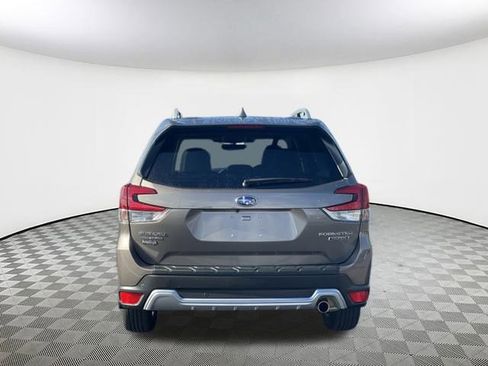 Certified 2022 Subaru Forester Touring w/ Popular Package #3 image 10