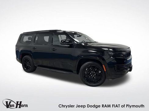 Used 2024 Jeep Wagoneer Series II image 1