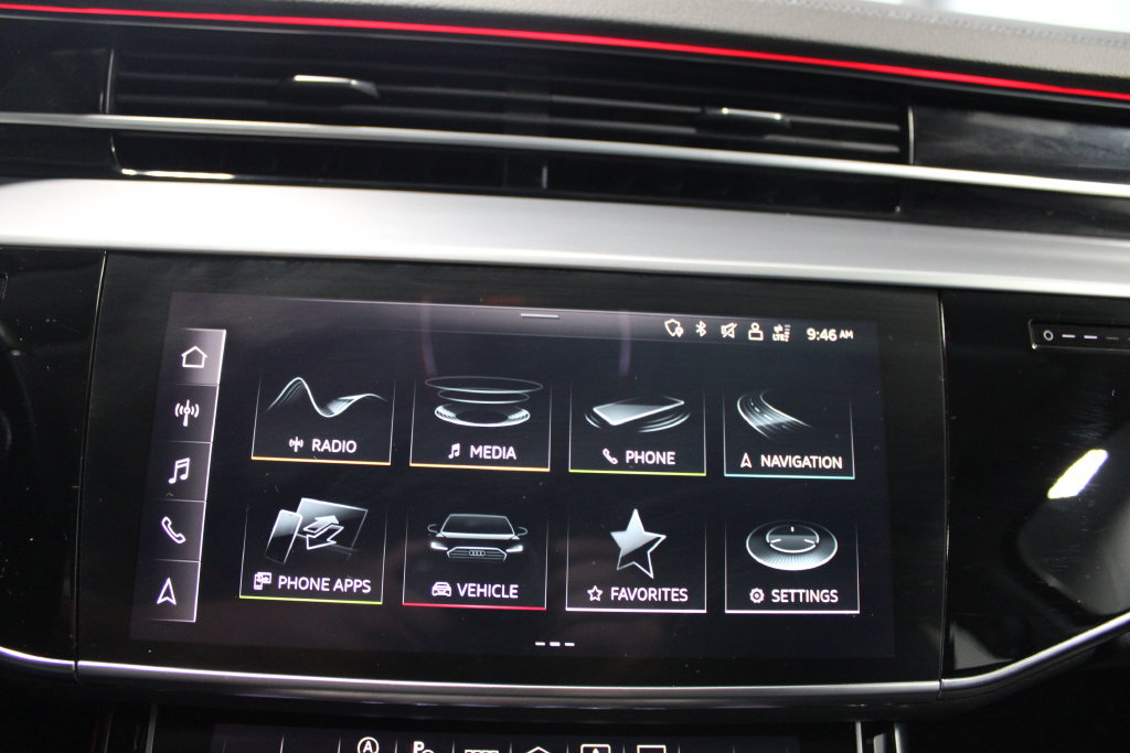 Used 2023 Audi S8 AWD/4WD image 15