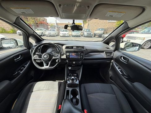 Used 2018 Nissan Leaf SV w/ Protection Package image 14