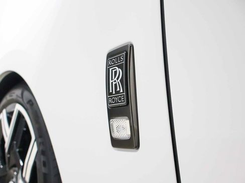 Used 2025 Rolls-Royce Cullinan Black Badge AWD/4WD image 94