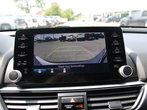 Used 2022 Honda Accord Sport image 24