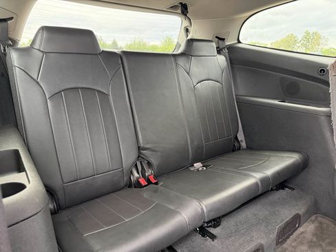 Used 2016 Chevrolet Traverse LTZ AWD/4WD image 17