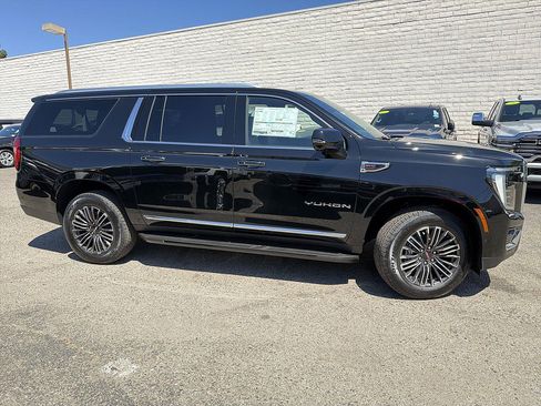 New 2026 GMC Yukon XL Elevation RWD image 4
