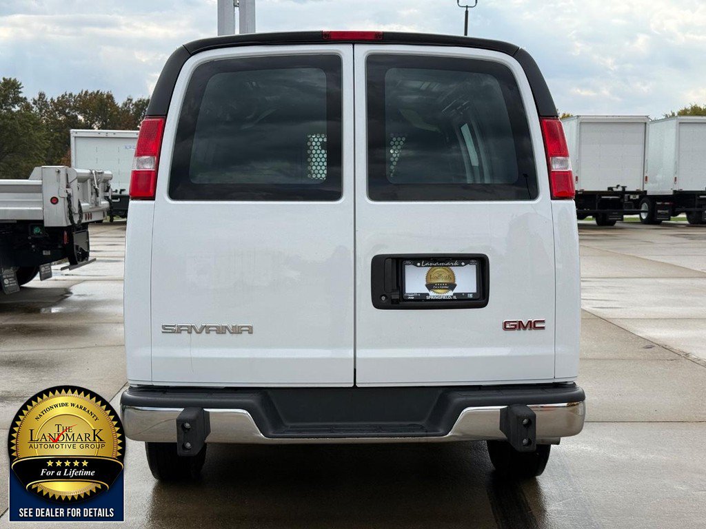 Used 2025 GMC Savana 2500 w/ Driver Convenience Package RWD image 6