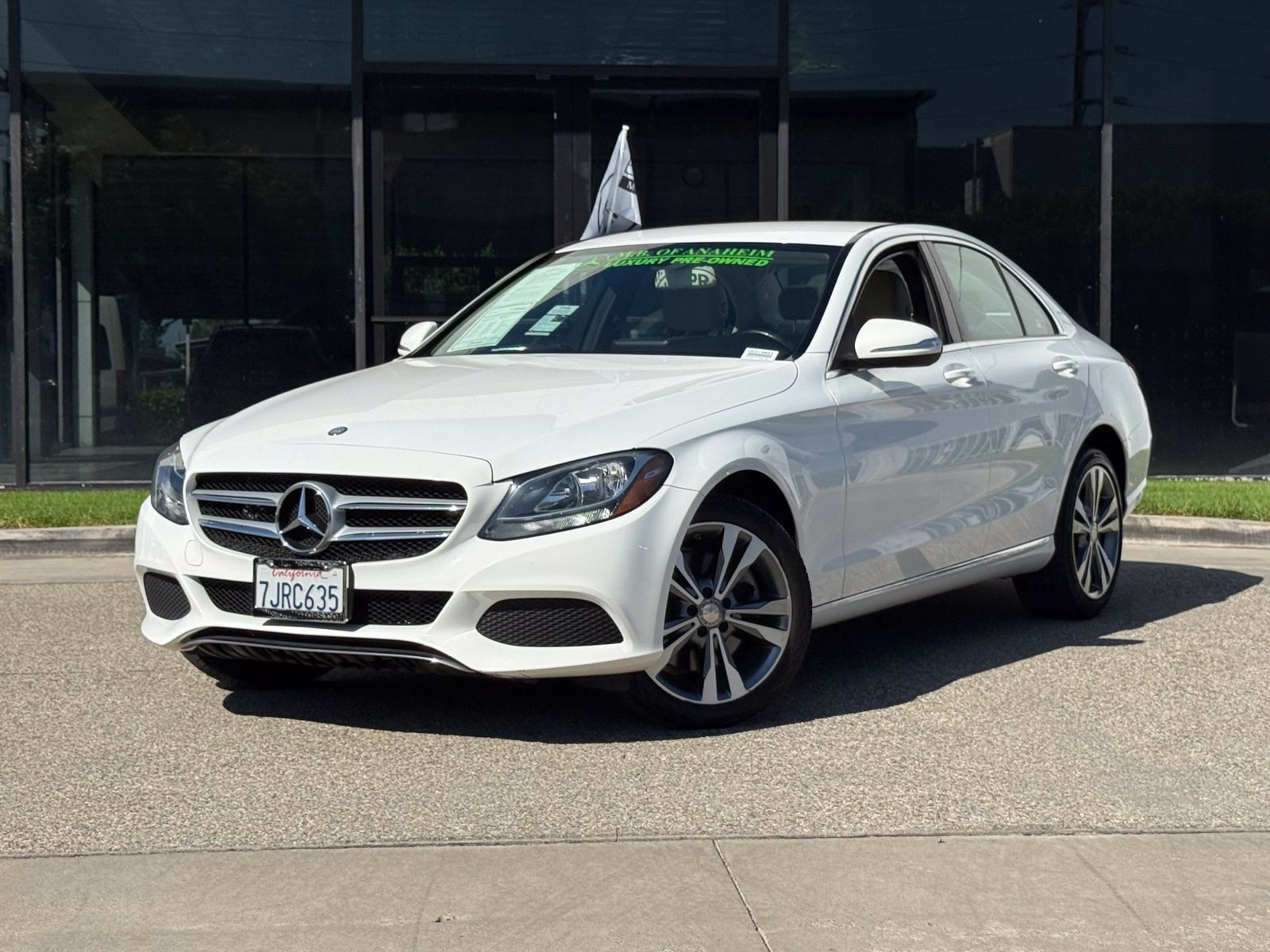 Used 2015 Mercedes-Benz C 300 4MATIC Sedan image 2