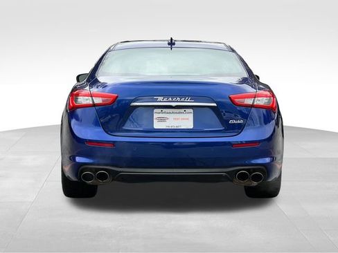 Used 2018 Maserati Ghibli GranSport image 4