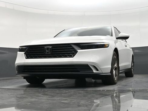 Used 2024 Honda Accord EX image 28