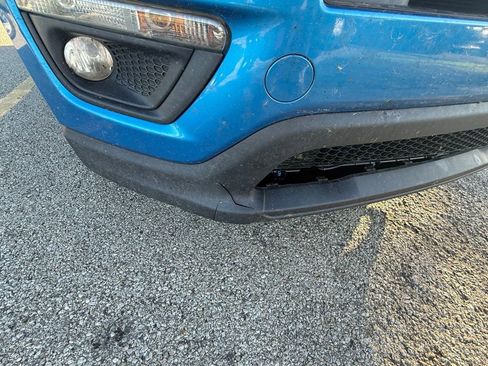 Used 2018 Jeep Compass Latitude w/ Popular Equipment Group AWD/4WD image 2