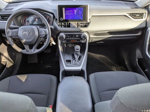 Used 2024 Toyota RAV4 LE image 28