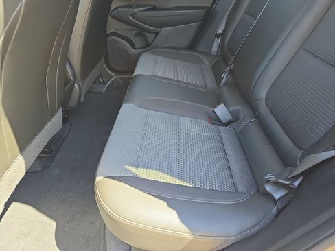 Used 2024 Chevrolet Trax LT w/ Driver Confidence Package FWD image 14