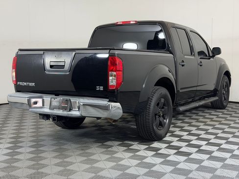 Used 2010 Nissan Frontier SE RWD image 9