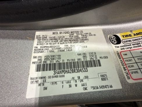 Used 2011 Ford Fusion SE image 31