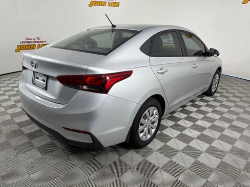 Used 2018 Hyundai Accent SE FWD image 6
