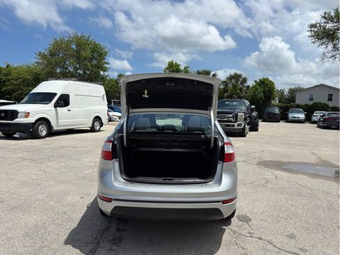 Used 2015 Ford Fiesta SE w/ Equipment Group 201A FWD image 35