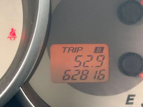 Used 2007 MAZDA MAZDA3 i Touring FWD image 10