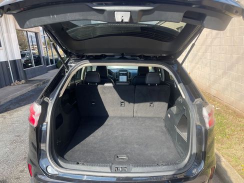Used 2022 Ford Edge SEL image 31