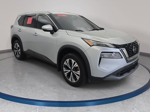 Certified 2021 Nissan Rogue SV AWD/4WD image 3