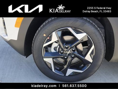 New 2026 Kia Seltos EX FWD image 31